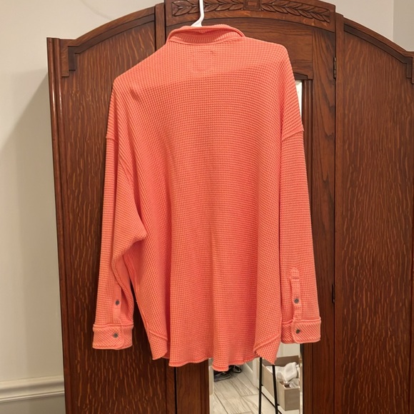 aerie coral shacket   Size M runs large excellent condition - Picture 2 of 3